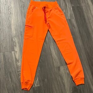 Figs sunset Orange Zamora jogger scrub Pants, Xs Tall size